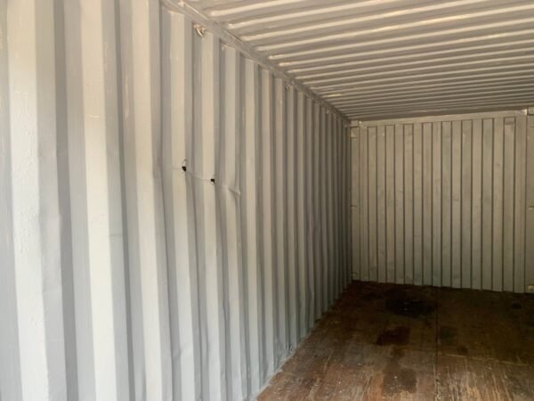 20′ x 8′ x 8.5′ Tall –Used Shipping / Storage Container-Wind and Watertight – Bricks - Image 10