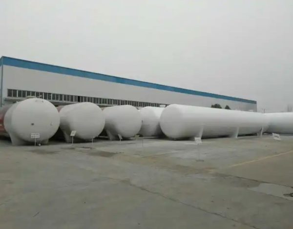 10000 Gallon Under And Above Ground Propane Tank - Image 2