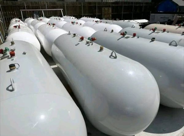 2000 Gallon Ground propane Tank
