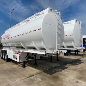 42,000 Liter Tri-Axle Oil Tanker Trailer